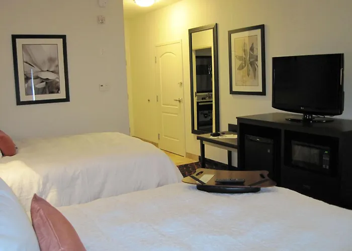 Hampton Inn By Hilton Fort Saskatchewan