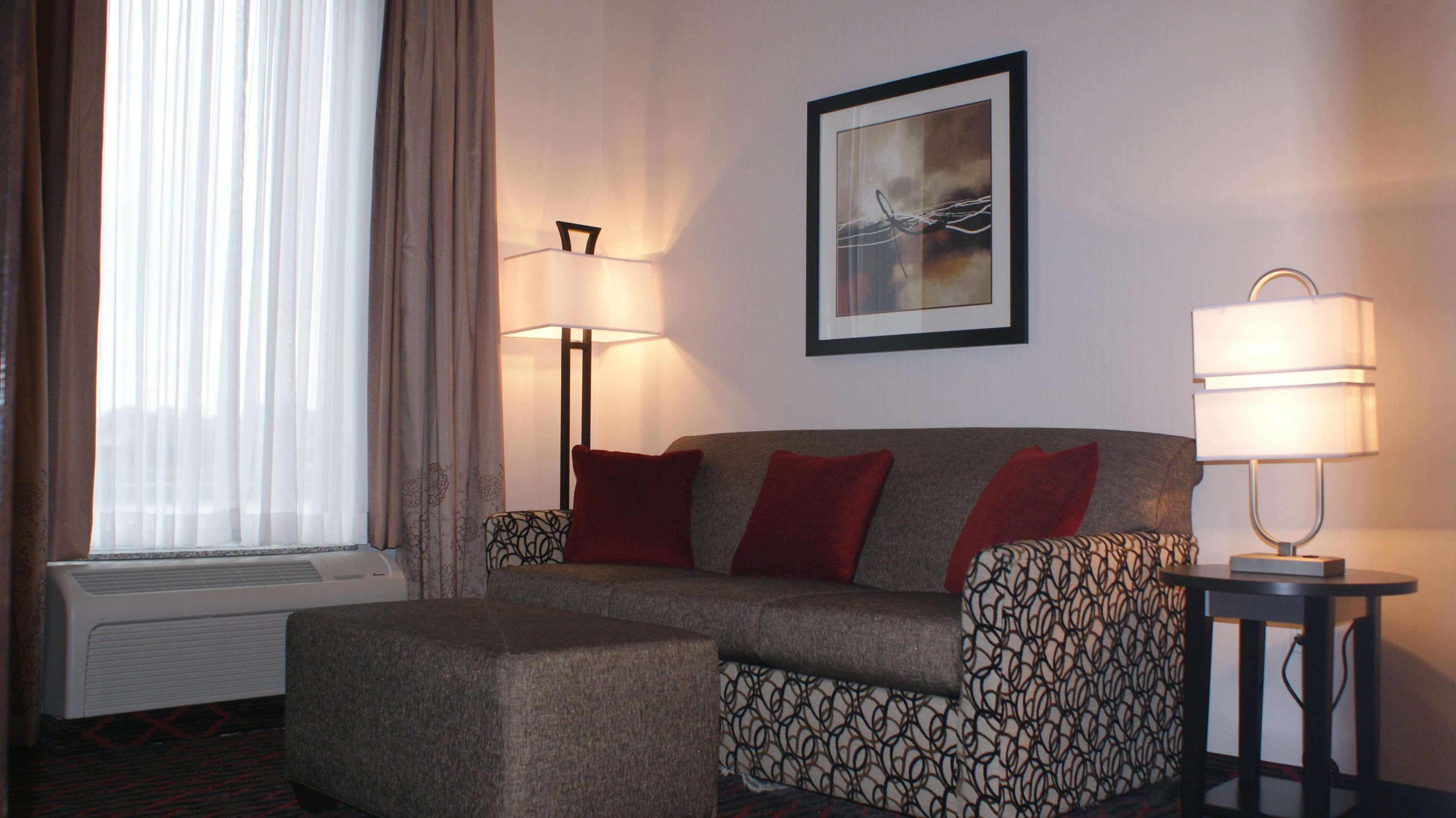 Hotel Hampton By Hilton Saskatchewan 3*