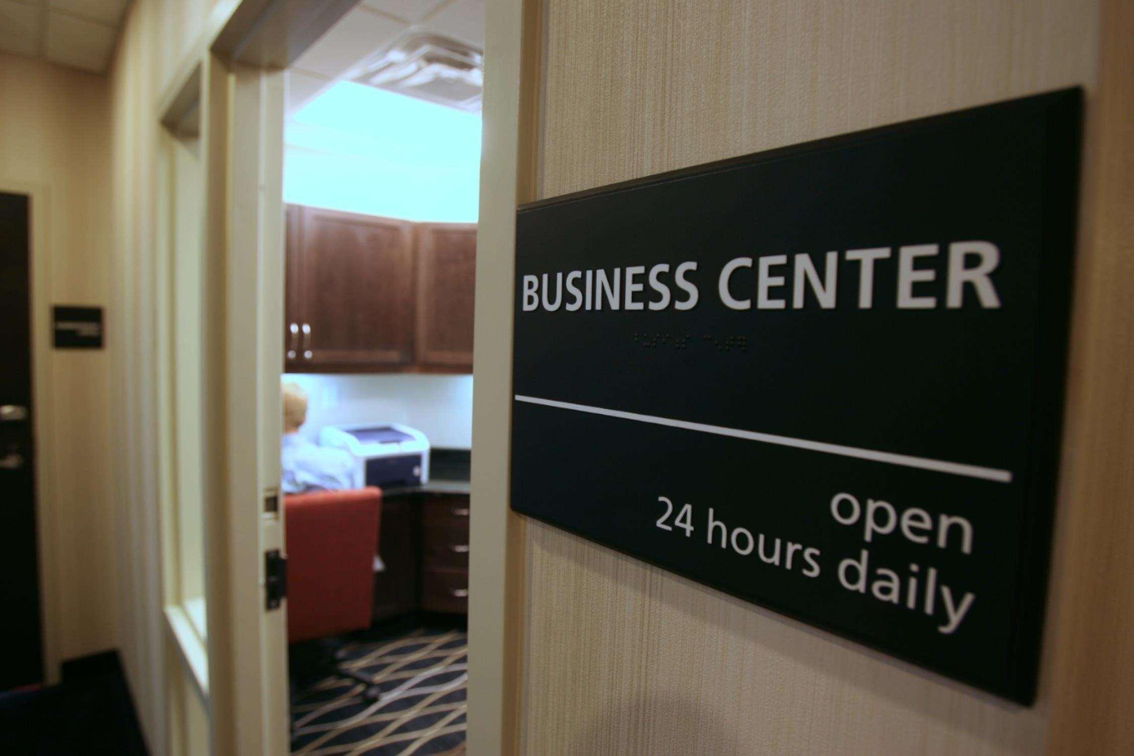 Hotel Hampton By Hilton Saskatchewan 3*