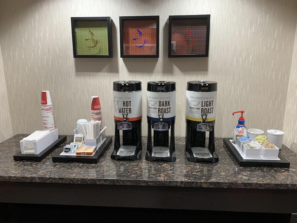 Hotel Hampton By Hilton Saskatchewan