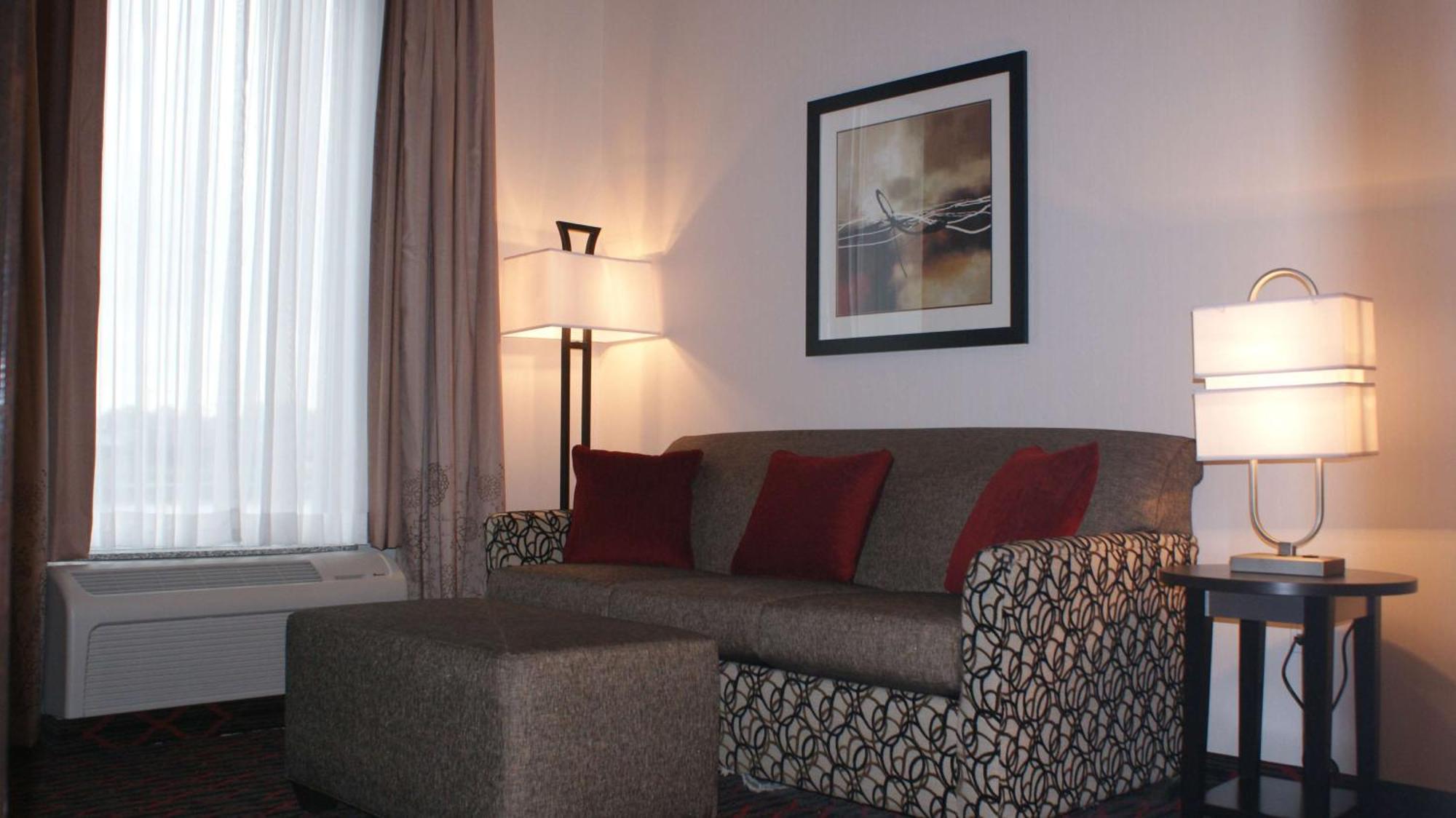 Hampton By Hilton Saskatchewan Hotel